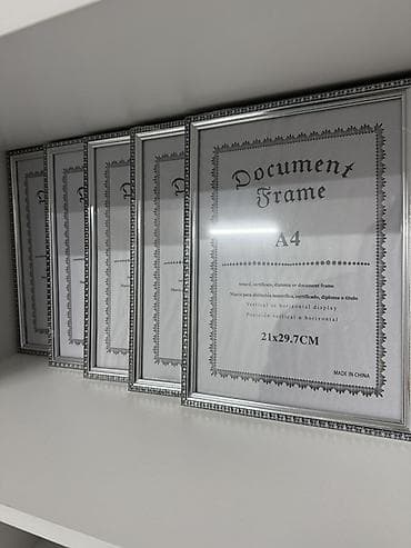 Çərçivə А4 (21 x 29.7 sm), Plastik