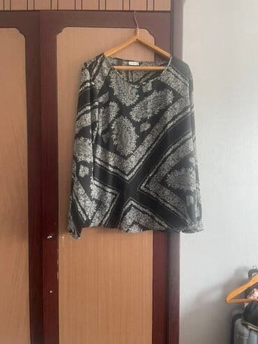 qış qadın koftaları: Qadın köynəyi/bluz - Rəng: qara fon üzərində ağ-gümüşü naxışlı paisley — 1