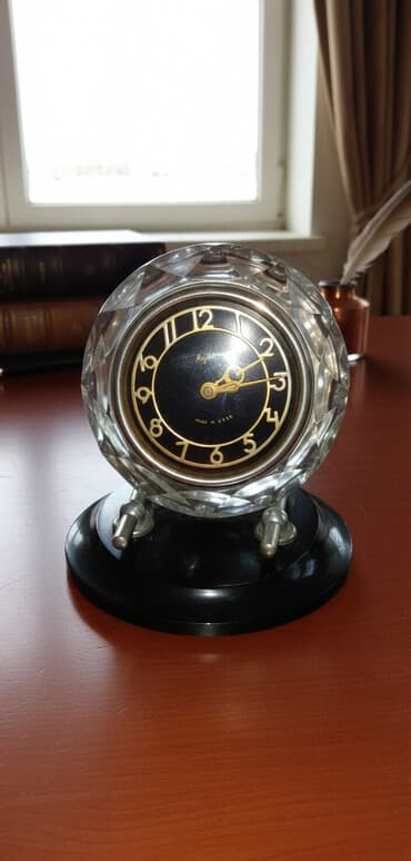 saat şamdan: Masaüstü Mexaniki Əntiq saat Lighthouse, 1975 il, Paslanmayan polad — 1