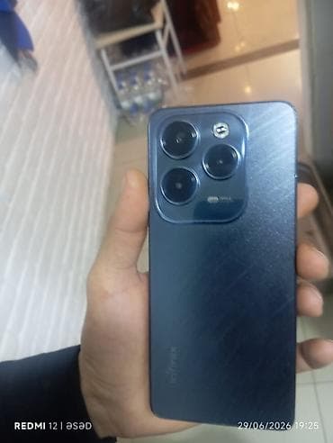 Infinix Note 40 Pro, 256 ГБ, цвет - Черный, Сенсорный