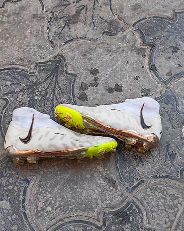 Butslar: Nike Phantom Luna Elite DF FG futbol butsası. Salamm Butsii — 3