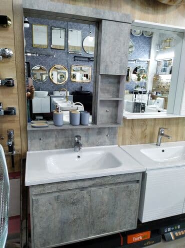 ayna qapı: Bu hamam mebeli dəsti, tək qablı lavabo, lavabo altı şkaf və güzgülü — 1