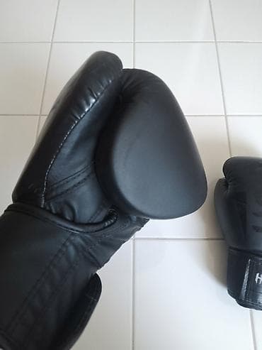 İdman və hobbi: Məhsul: Qara boks əlcəkləri (HERBO loqolu) Təsvir: - Tam qapalı — 2
