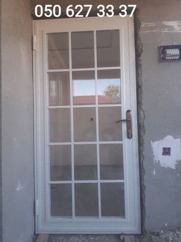 islenmis demir resotkalar: Dəmir Darvaza seyf qapılar reşotka perilaların yığılması yerində təmir — 4