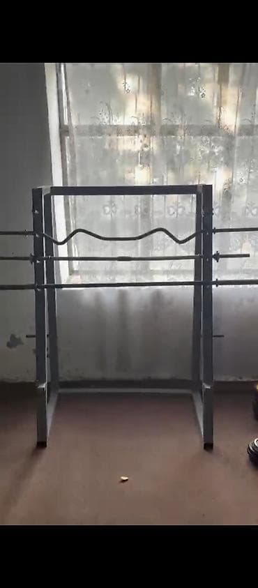 Спорт и отдых: Müxtəlif idman zalı avadanlıqları satılır – tam dəst Tərkib: - Çəki — 7