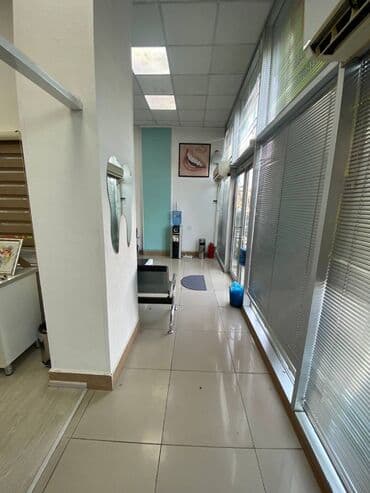 obyek: Badamdarda yerləşən ümumi sahəsi 120 kv,m olan,obyekt klinika kimi — 7