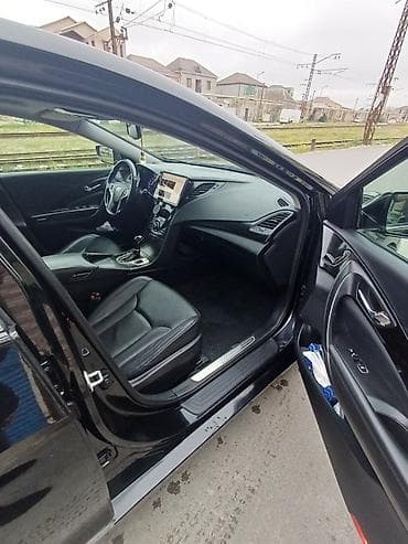 hyundai santa fe benzin: Hyundai Grandeur: 2.4 l | 2013 il Sedan — 10