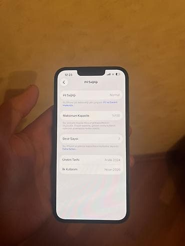 iphone 16e almaq: IPhone 16e, 128 GB, Qara, Face ID — 4
