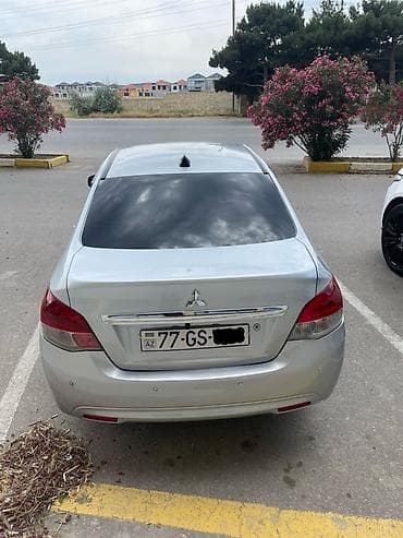 brabus disk: Mitsubishi Mirage: 1.2 l | 2016 il 201191 km Sedan — 2