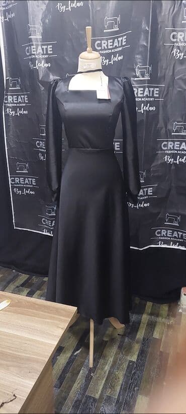 Qara ziyafət donu tezedir derzi tikib tekce eteyi mawinlanmalidi lalafo.az -da Qara ziyafət donu tezedir derzi tikib tekce eteyi mawinlanmalidi