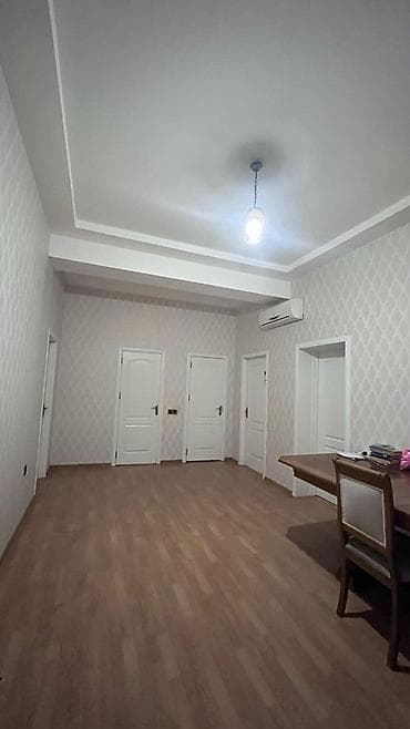 lenkeran bina evi: Geniş və işıqlı mənzil Hazırda evdə üç tələbə yaşayır və başqa bir — 3