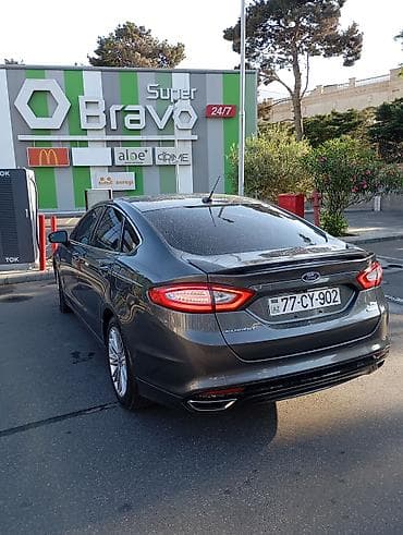 Nəqliyyat: Ford Fusion sedan – geniş və komfortlu salon - Rəng: tünd boz kuzov — 10