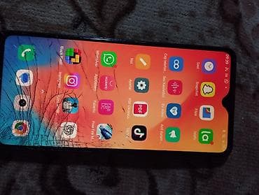 mobil internet modem: Blackview smartfon Xüsusiyyətlər: - Ekran: tam ekran, su damcısı — 1
