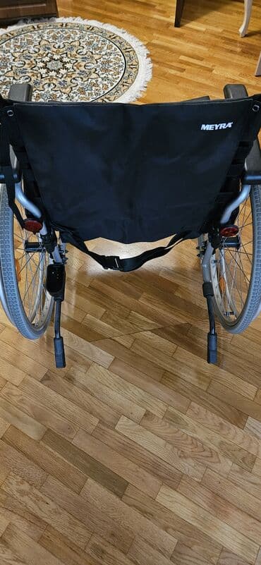 Tibbi maskalar: Meyra əlil arabası - Brend/model: MEYRA, yüngül alüminium çərçivə - — 1