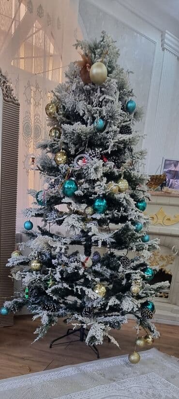 qarlı şam və küknar ağacları: Yeni il ağacları — 2