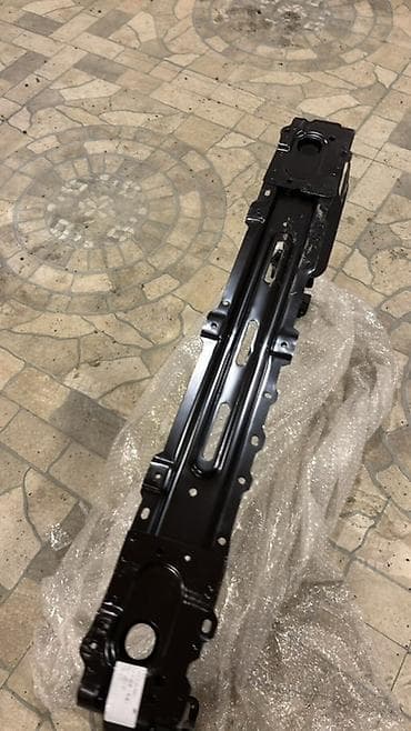 avtomobil baqaj: Changan Uni-V IDD paneli. Avtomobil radiatoru üçün nəzərdə tutulmuş — 3