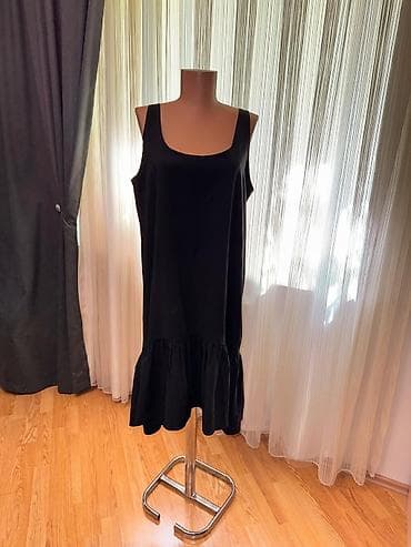 Qara rəngli qadın paltarı.Razmer 44-46 - Stil: Sadə və zərif, kvadrat