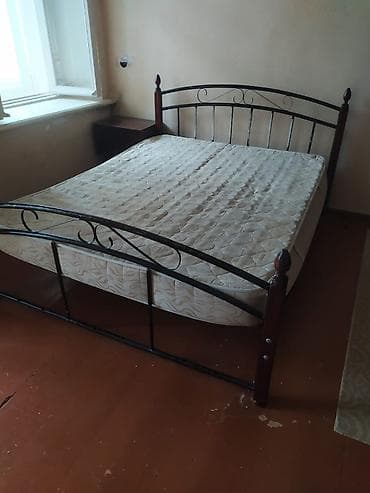 çarpayi: Б/у, Двуспальная кровать, Без подьемного механизма, Без матраса, Без выдвижных ящиков — 1