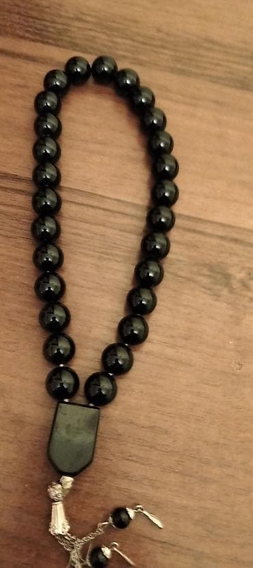 antik samovar aliram: Təsbeh əqiq daşından 50 manat — 1