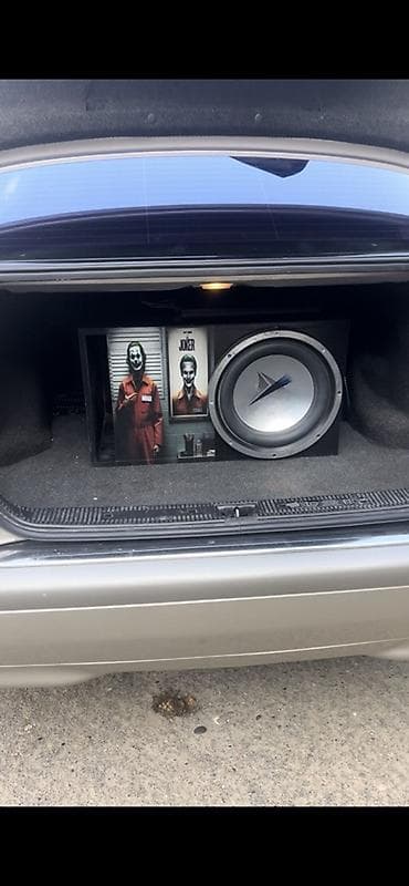 arxa kamera masin ucun: Dinamiklər və sabvuferlər, Alüminium — 1