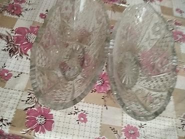 Kəsimli naxışlı şüşə qablar (2 ədəd) - Material: qalın, şəffaf şüşə -