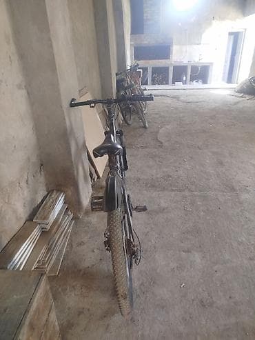 cube velo: Dağ velosipedi – 26” təkər, alüminium gövdə Xüsusiyyətlər: - Çərçivə — 3