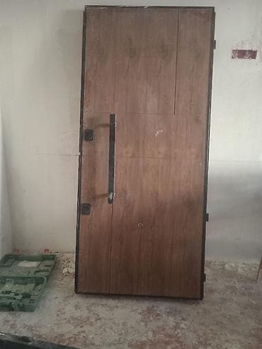 Məhsul: Daxili/əsas giriş qapısı - Material: Metal karkaslı, taxta lalafo.az -da Məhsul: Daxili/əsas giriş qapısı - Material: Metal karkaslı, taxta