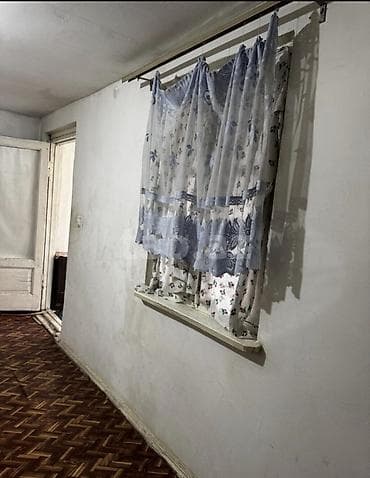 lökbatan kiraye: Bileceride plowad terefde bir otaq bir metbexi olan heyet evi kiraye — 4