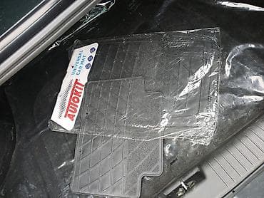 maşın ayaq altı: Avtomobil üçün ayaqaltı, Rezin — 2