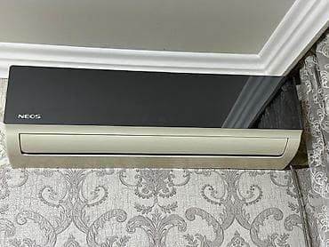 Аристоны: NEOS markali kondisaner satilir . Yaxsi soyudur ve normal isleyir ev — 2
