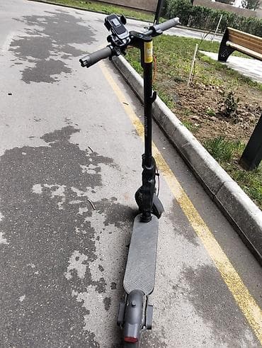 Elektrik nəqliyyatı: Şəhər üçün elektrik skuteri - Brend/model: Xiaomi Mi Electric Scooter — 2