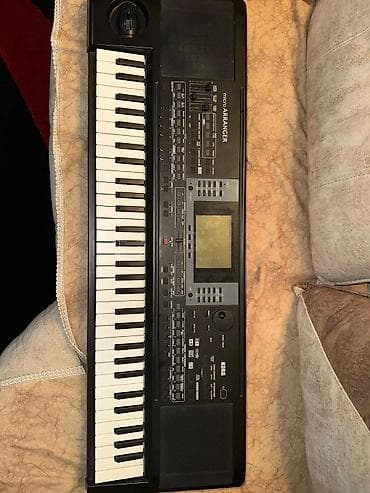 korg 80: Sintezator, Korg — 2