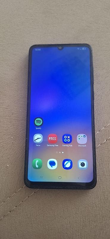 a 40 telefon: Samsung Galaxy A14, rəng - Qara — 1