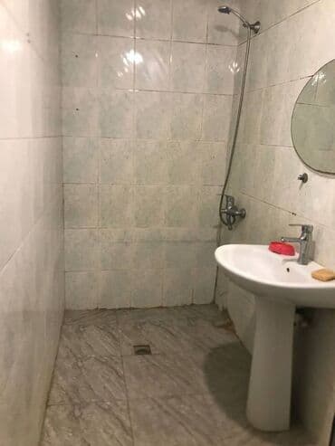 köhnə tikili bina evləri: Bakı, 2 otaqlı, Köhnə tikili, m. Həzi Aslanov, 65 kv. m — 6