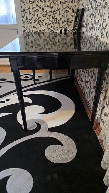 qara malina: Qonaq masası, Açılmayan, Taxta, Dördbucaq masa — 5