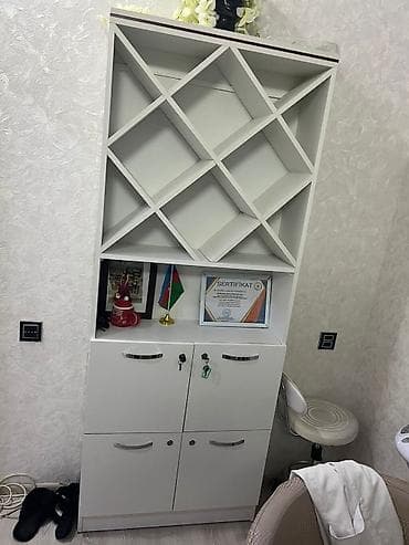 Endirim ❌❌ ✔️75 man(Balaxanı). Salon üçün dolab. Yeni kimi. Təcili