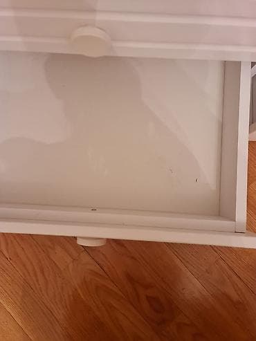 Uşaq beşiyi – ağ rəngdə, klassik dizayn - Material: MDF/taxta