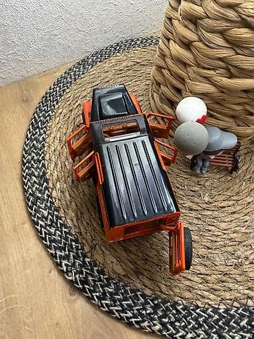 Игрушки: Land Rover Defender 110 metal oyuncaq maşını satılır. ✔️ Metal — 7