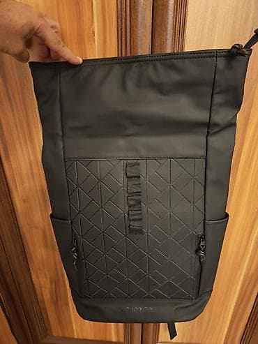 veli: HONOR Gift roll-top şəhər çantası - Rəng: qara, mat səthli - Dizayn — 2