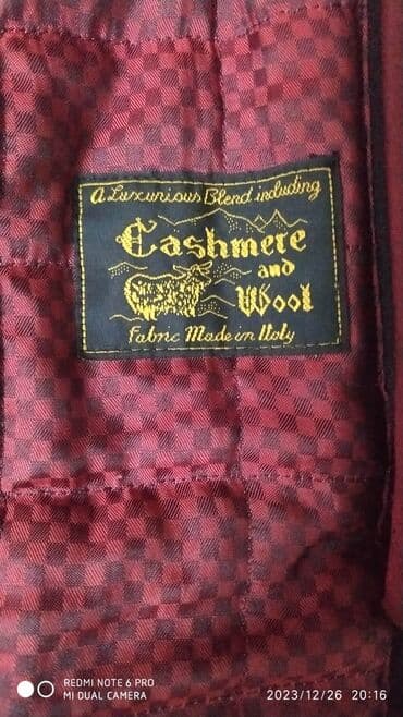 kişi dəri godəkcələr: Kashmir palto.M olcusu.demek olarki yenidir.cemi 10 defe geyinile ya — 7