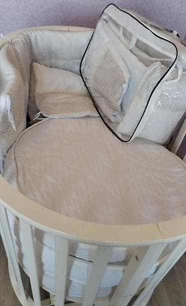 yumru taxt: Oğlan və qız üçün, Yumru, Beşik, Dəst ilə, Matras ilə, Yellənmə mexanizmsiz — 2