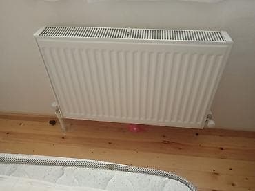 panel radiyatir: Panel radiator lar satılır 3 eded 80sm 1 eded 60sm hamsı birlikdə 130m — 1