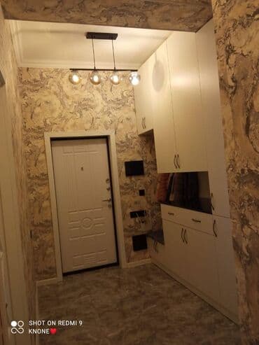 4 mikrorayon satilan menziller: 4 otaqlı, Yeni tikili, m. Dərnəgül, 70 kv. m — 2