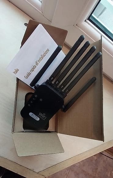 Wi‑Fi Gücləndirici (Repeater) – 6 antenalı, divar prizinə qoşulan lalafo.az -da Wi‑Fi Gücləndirici (Repeater) – 6 antenalı, divar prizinə qoşulan