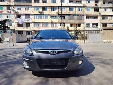 hundai accent 2011: Hyundai i30: 1.4 l | 2011 il Hetçbek — 1