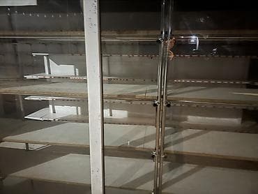 аренда бутиков: İcarəyə verilir – vitrinli obyekt/iş yeri Xüsusiyyətlər: - Geniş ön — 7