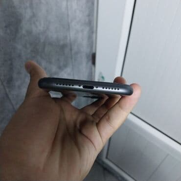 IPhone 11, Qara, Qırıq — 3