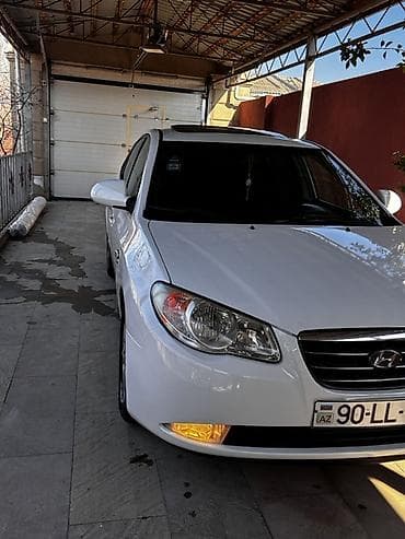 soyuducu maşınlar: Hyundai Elantra: 1.6 l | 2009 il Sedan — 2