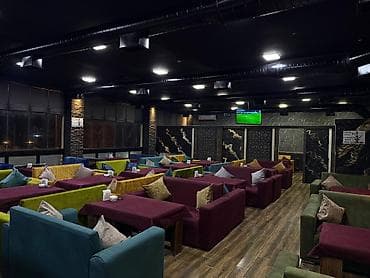 Ofisiant tələb olunur, Kafe, Gündəlik ödəniş, 18-29 yaş, 1 ildən az təcrübə