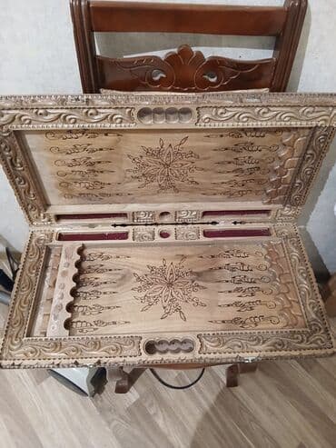 Əl oyma naxışlı taxta nərd taxtası - Material: tam ağac (qalın